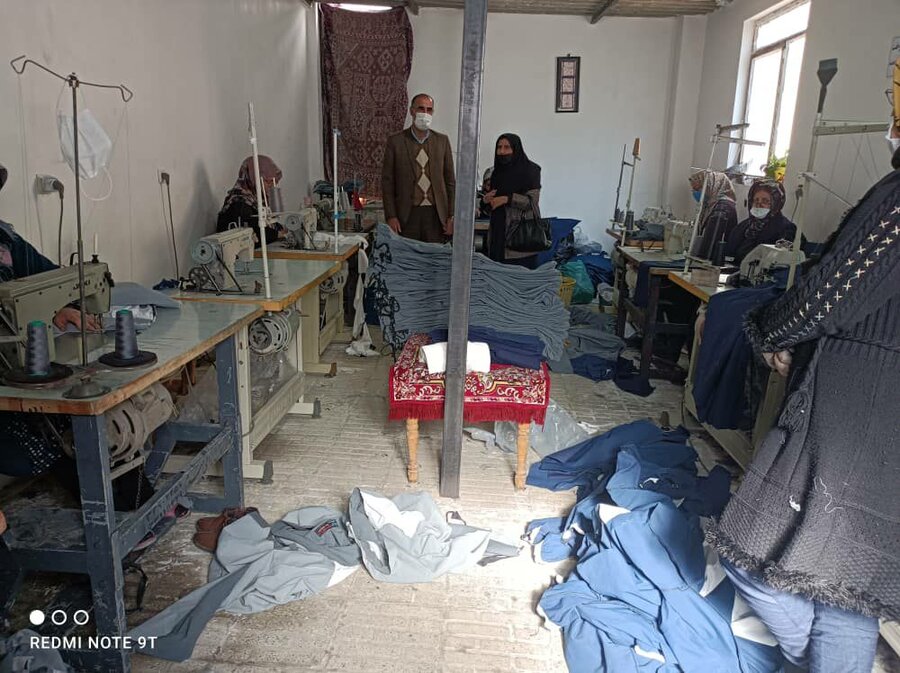 اسد آباد| بازدید از طرح کارآفرینی اشتغال تولیدی پوشاک