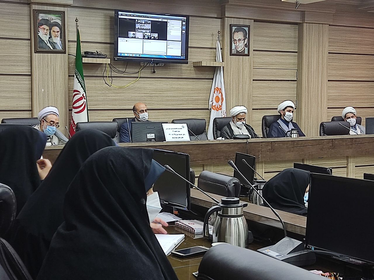 جلسه شورای اقامه نماز بهزیستی استان کرمان روز دوشنبه ۱۷ آبان ماه در محل سالن کنفرانس بهزیستی استان برگزار گردید.