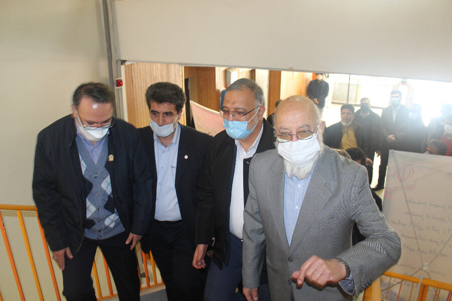 بازدید شهردار و رئیس شورای اسلامی شهر تهران از شیرخوارگاه آمنه