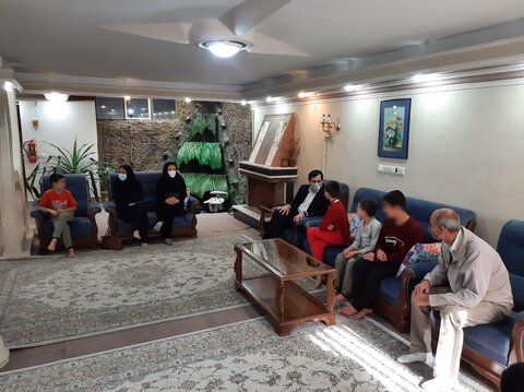 مدیرکل بهزیستی البرز از خانه کودک ونوجوان خورشید مهرآفرین بازدید کرد