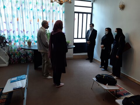 مدیرکل بهزیستی البرز از خانه کودک ونوجوان خورشید مهرآفرین بازدید کرد