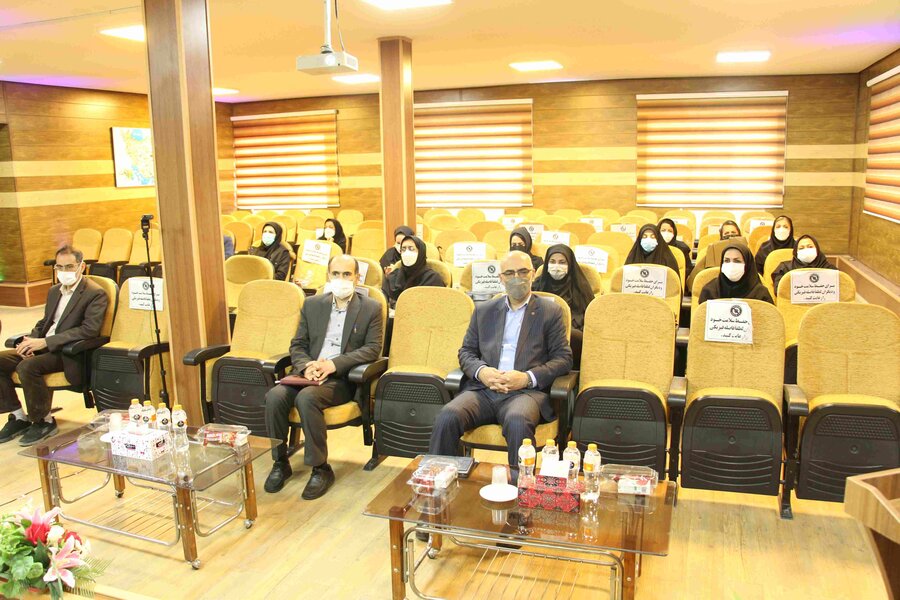 برگزاری نشست تخصصی مدیرکل بهزیستی استان سمنان با کارشناسان حوزه توانبخشی
