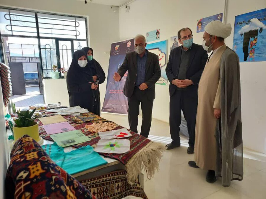 صالح آباد | بازدید مدیر کل دفتر زنان استانداری خراسان رضوی از پروژه‌های اشتغالی بهزیستی صالح‌آباد
