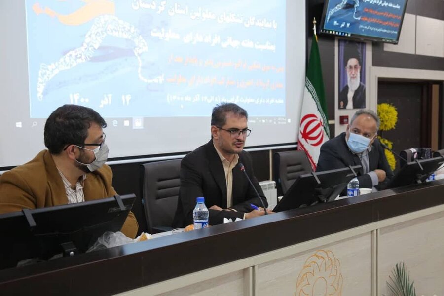 استاندار کردستان:
از توان نخبگان علمی و هنری جامعه معلولان استان استفاده شود