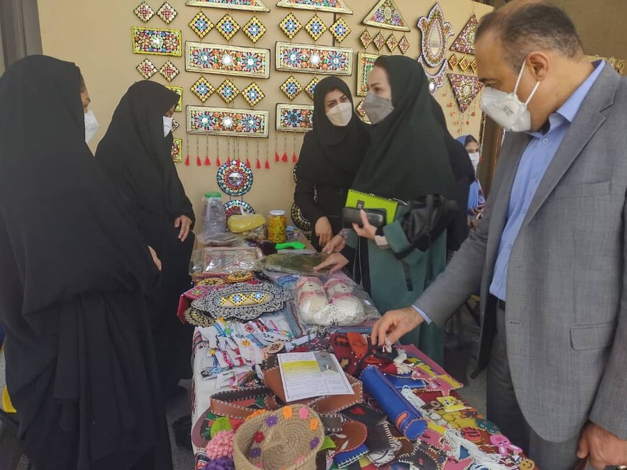 گزارش تصویری- نمایشگاه تولیدات مراکز توانبخشی معلولین شهرستان زاهدان
