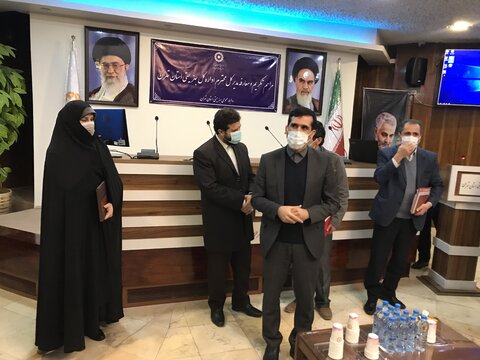در مراسمی با حضور رئیس سازمان بهزیستی کشور، سرپرست بهزیستی استان تهران معرفی و مشغول به کار شد.