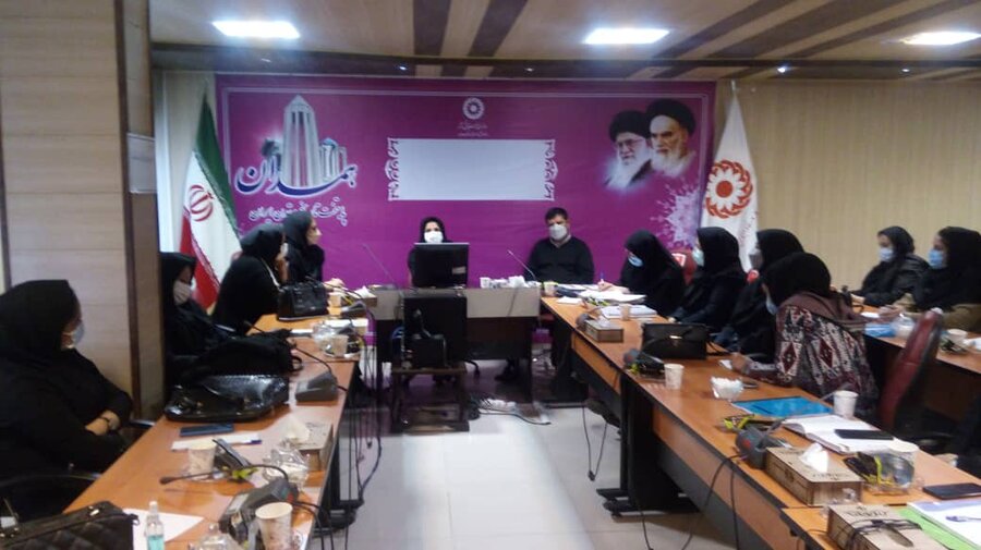 جلسه توجیهی استانی شیوه نامه پرداخت کمک هزینه نگهداری فرزندان در خانواده (امداد) و پایش پرونده ها