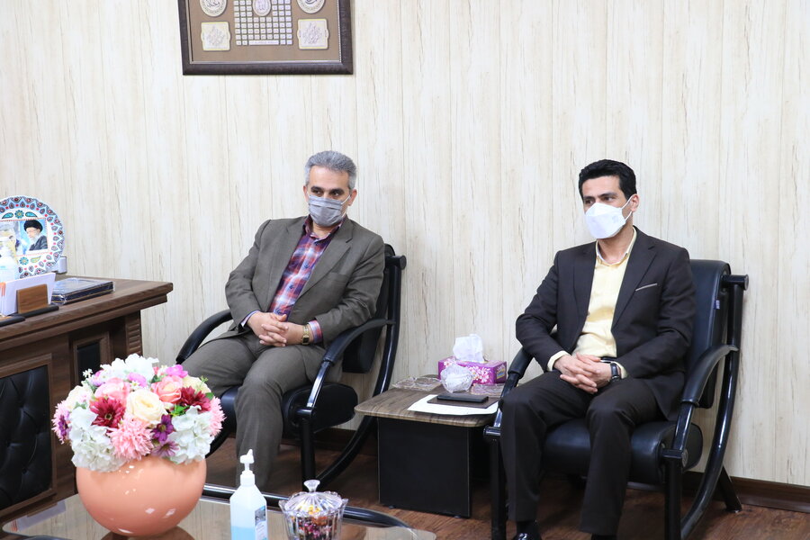 دیدار مدیرکل بهزیستی گیلان با ابوشهید عشوری ، شهید مدافع امنیت