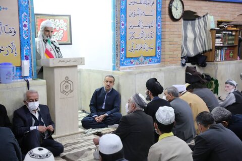 گزارش تصویری | استقرار میز خدمت اداره کل بهزیستی کردستان در مسجد جامع سنندج و سایر شهرستان ها