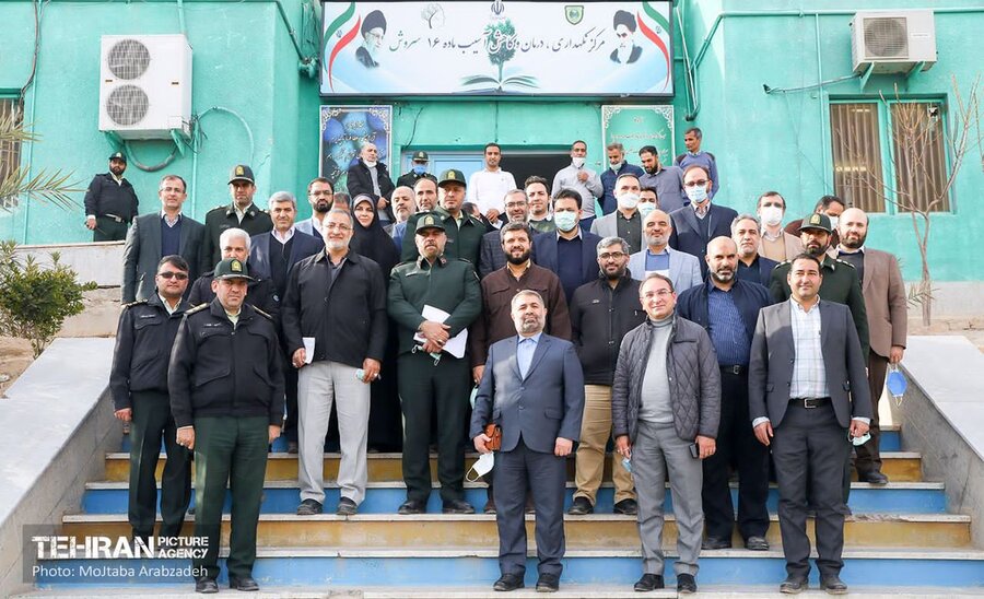 بازدید معاون استاندار از مرکز نگهداری معتادین متجاهر شفق بازدید معاون استاندار از مرکز نگهداری معتادین متجاهر شفق