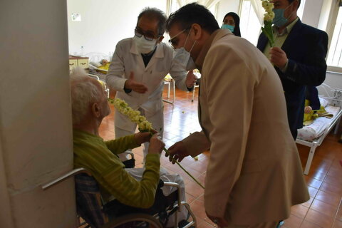 گزارش تصویری | بازدید مدیرکل بهزیستی خراسان رضوی از مرکز سالمندان