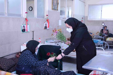 گزارش تصویری | حضورمدیرکل درخانه نگهداری سالمندان شهرستان سمنان