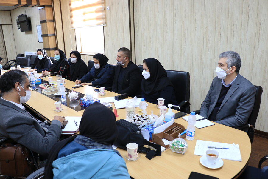 نشست هم اندیشی نمایندگان مراکز مثبت زندگی استان با مدیرکل بهزیستی گیلان