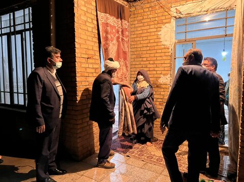 گزارش تصویری | دیدار معاون توانبخشی بهزیستی کشور با خانواده چند معلولی در مشهد