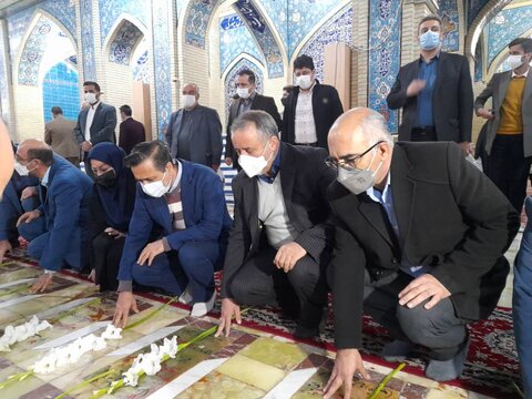 گزارش تصویری | آغاز برنامه های ایام الله دهه فجر در استان سمنان