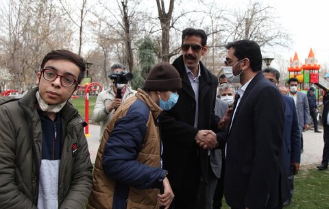 مراسم روز درختکاری با حضور توانیابان در شهر مشهد