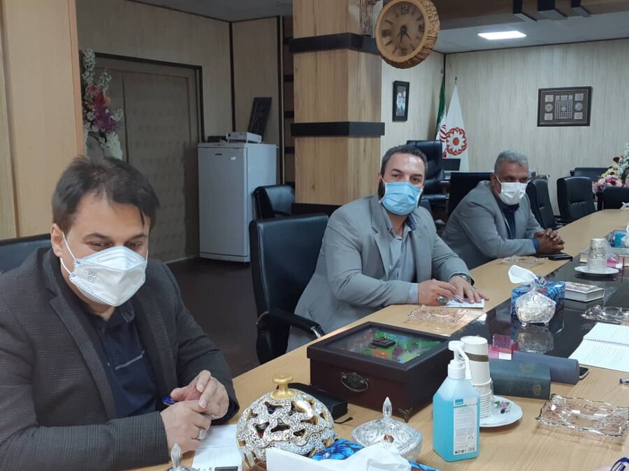 نشست سرپرست بهزیستی گیلان با اعضای کانون مراکز اقامتی میان مدت استان گیلان