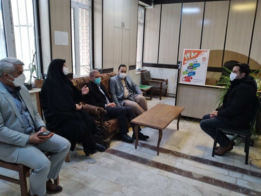 دیدار صمیمی سرپرست بهزیستی استان با کارشناسان اورژانس اجتماعی و صدای مشاور در ایام عید نوروز