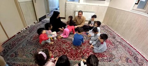 گزارش تصویری| دیدار نوروزی مدیرکل امور کودکان و نوجوانان سازمان بهزیستی در مراکز شبه خانواده پاکدشت