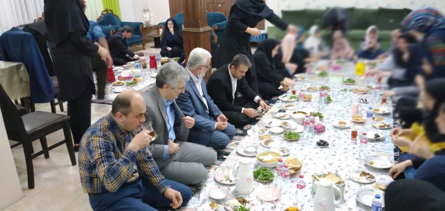 همزمان در سراسر استان ضیافت افطاری با کودکان بی سرپرست و بد سرپرست