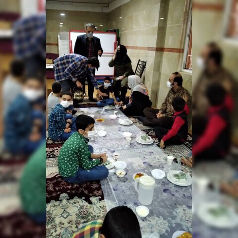 گزارش تصویری | برگزاری ضیافت افطاری در اولین روز ماه مبارک رمضان در کنار فرزندان بهزیستی فردیس