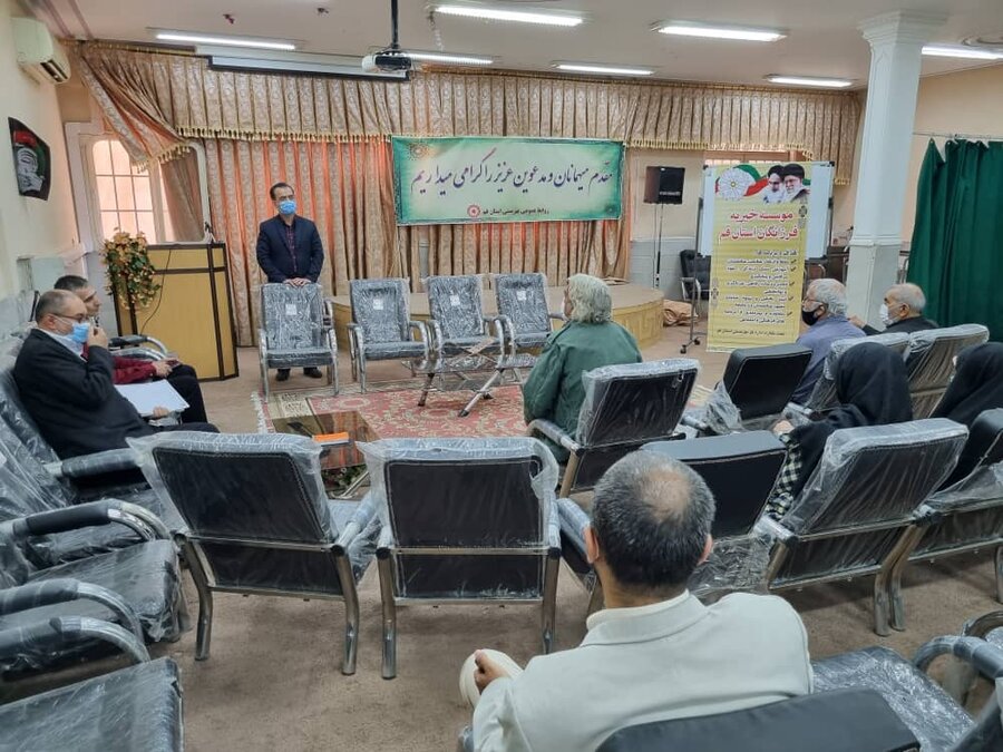 جلسه آموزشی دوره توانمندسازی سالمندان در بهزیستی استان قم برگزار شد