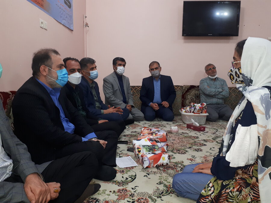 فیلم|ضیافت افطاری مدیر کل امور اجتماعی استانداری و سرپرست بهزیستی خوزستان با فرزندان بهزیستی