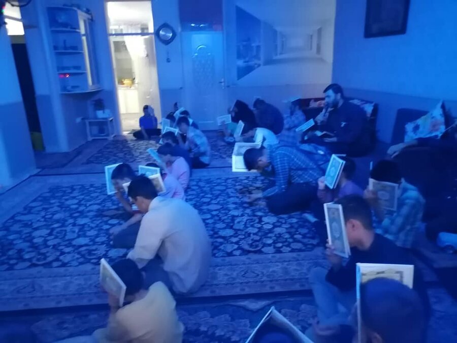 پاکدشت| برگزاری مراسم احیای شب قدر در مرکز شبه خانواده 