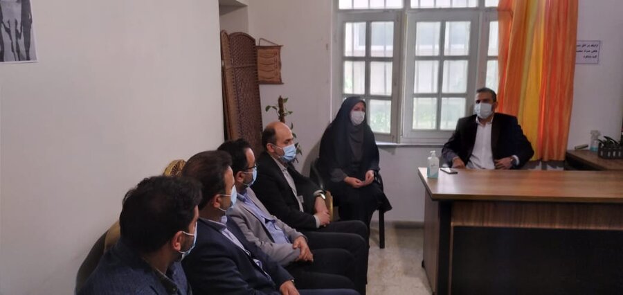 نشست سرپرست بهزیستی گیلان با همکاران اورژانس اجتماعی ( ۱۲۳) شهرستان لاهیجان