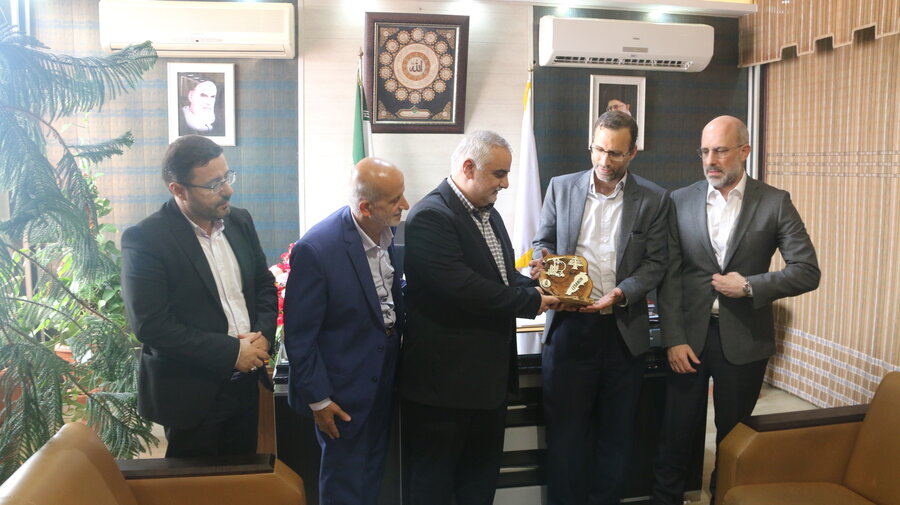 Representatives of Jihad-al-Bana from Lebanon paid a visit form Qom welfare organization