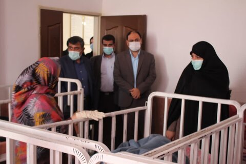 گزارش تصویری | بازدید مدیرکل بهزیستی البرز و دادستان شهرستان نظرآباد از مرکز نگهداری معلولین ذهنی بالای ۱۵ سال مسرور (بانوان)