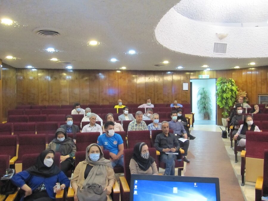 برگزاری جلسه کارشناسان مراکز کاهش آسیب های اجتماعی استان