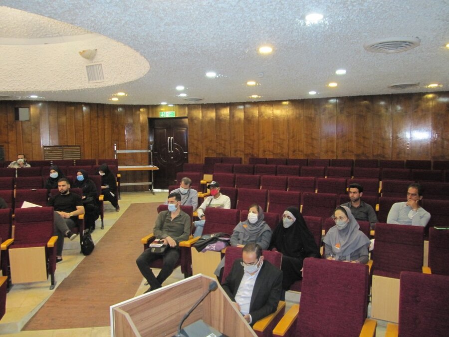 برگزاری جلسه کارشناسان مراکز کاهش آسیب های اجتماعی استان