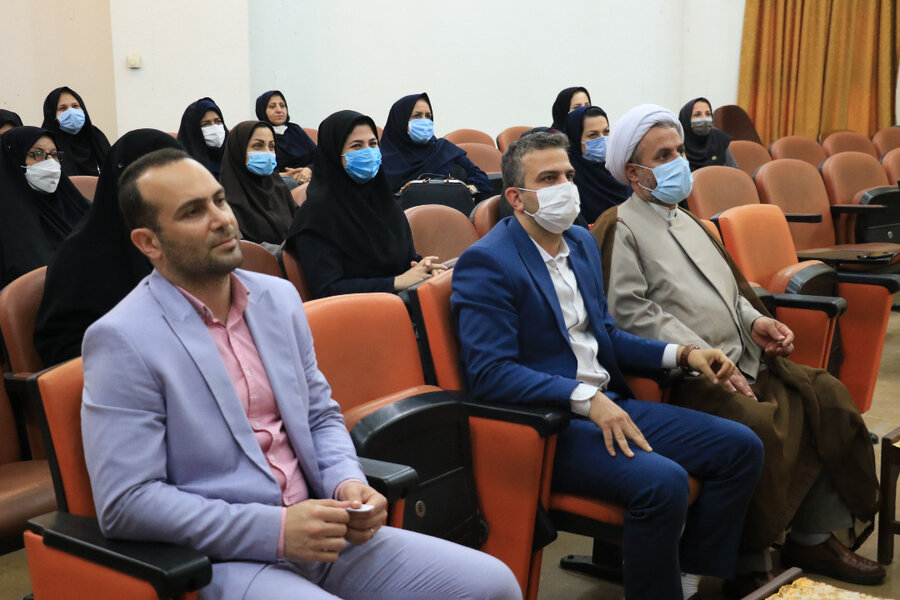 همایش تخصصی بانوان با محوریت زندگی ایرانی اسلامی برگزار شد.