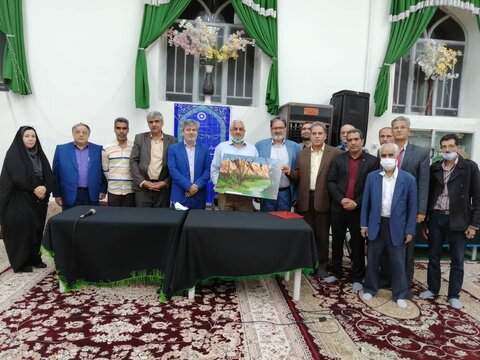 جمعه و جماعات در مسجد رضوی بیرجند