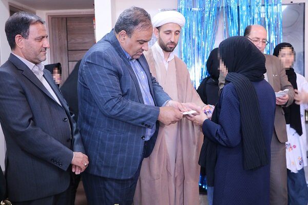 نجفآباد| حضور مدیرکل بهزیستی استان اصفهان در خانه شهید مرتضوی به مناسبت روز دختر
