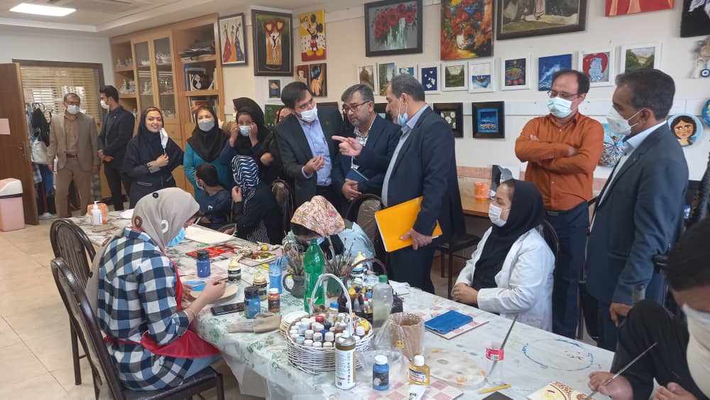 بازدید معاون توانبخشی کشور از مجتمع رعد کرمان