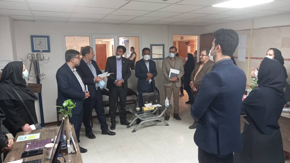 بازدید معاون توانبخشی کشور از مجتمع رعد کرمان