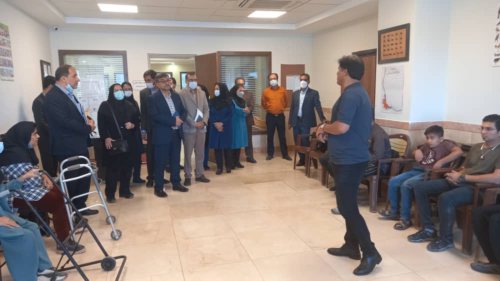 بازدید معاون توانبخشی کشور از مجتمع رعد کرمان