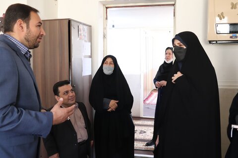 گزارش تصویری| بازدید مشاور امور زنان و خانواده وزیر تعاون، کار و رفاه اجتماعی استان از مراکز بهزیستی
