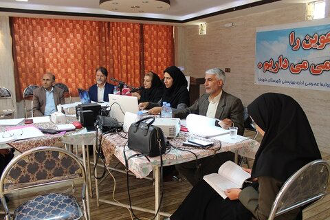 شهرضا | برگزاری دوره بازآموزی شیوه نامه کمیسیون‌های پزشکی منطقه ۳