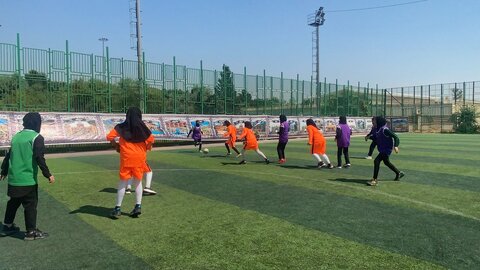 شهر تهران| گزارش تصویری| برگزاری مسابقات چهار جانبه فوتبال دختران مرکز دختران مرکز شبه خانواده با کودکان کار