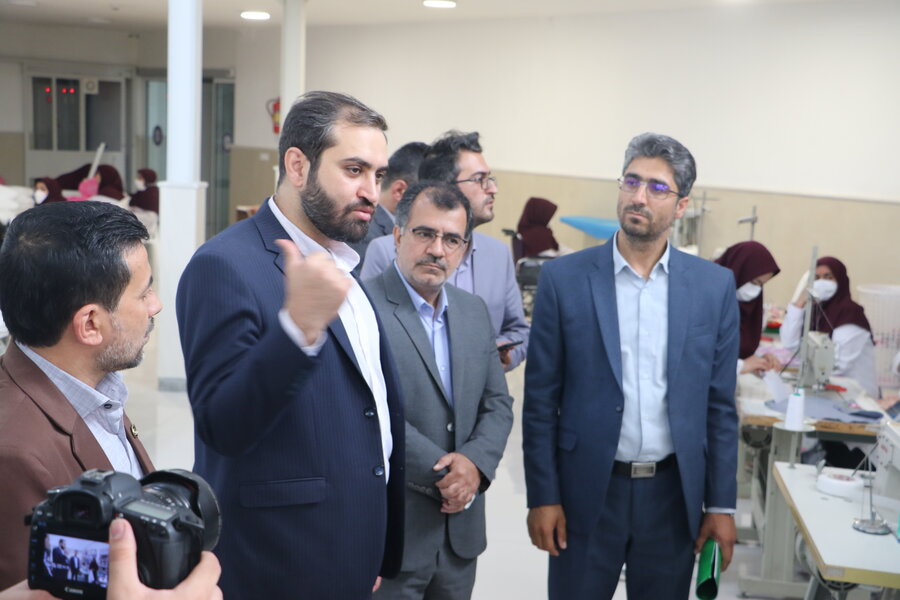 بازدید معاون توسعه کارآفرینی و اشتغال وزارت تعاون کار و رفاه اجتماعی از مرکز خیریه مینو