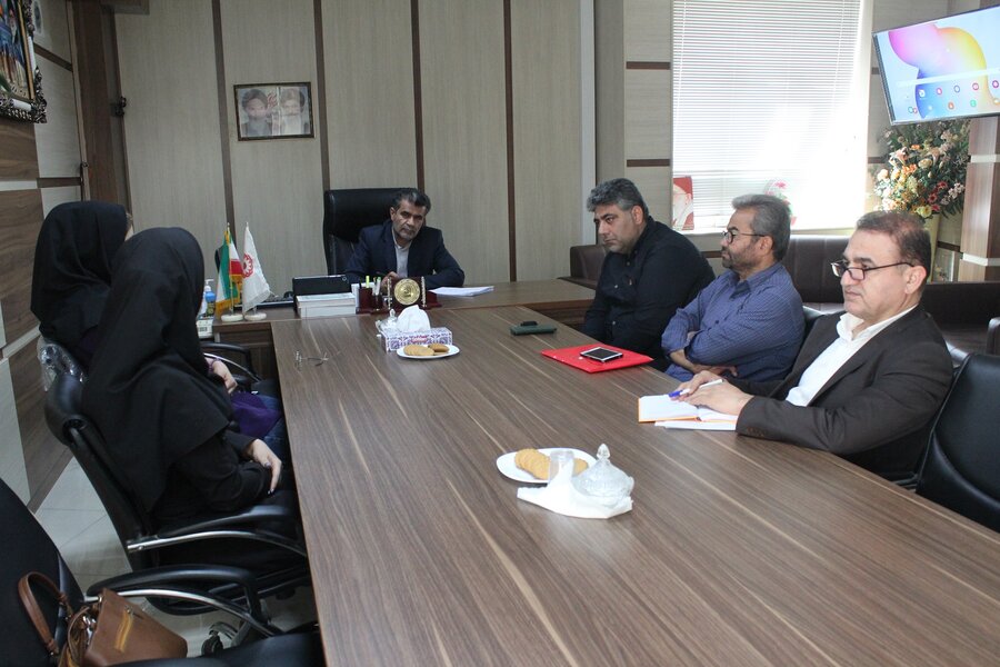 نشست صمیمی سرپرست بهزیستی خوزستان با  مسئولان ورزش ناشنوایان
