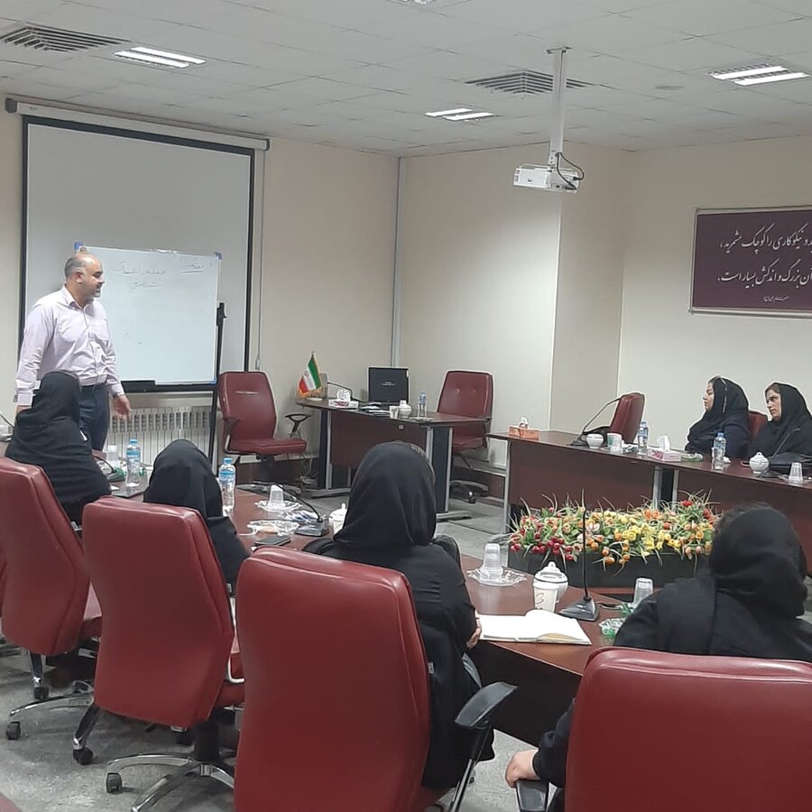 شهر تهران| برگزاری دومین کلاس آموزشی ارتقاء سطح علمی مددکاران اجتماعی