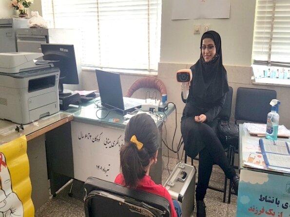 شاهین شهر و میمه |برگزاری اردوی جهادی در شهر میمه با ارائه خدمات حوزه پیشگیری بهزیستی