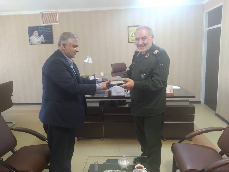 تقدیر از سردار مجیدی فرمانده سپاه استان در جهت همکاری با اداره کل بهزیستی