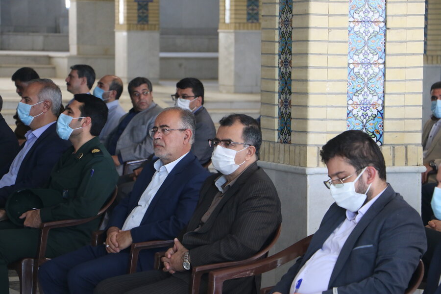 غبارروبی و گلباران مزار شهدا