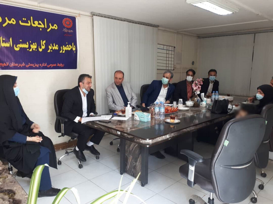 ملاقات مردمی مدیرکل بهزیستی گیلان با مددجویان و توانخواهان شهرستان لاهیجان