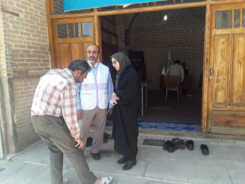 برپایی میز خدمت بهزیستی استان قزوین در نماز جمعه